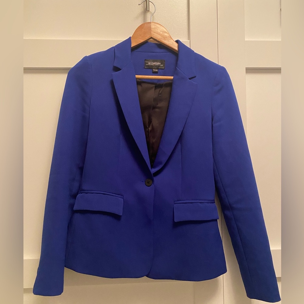 Single Breasted Blazer by Le Chateau
